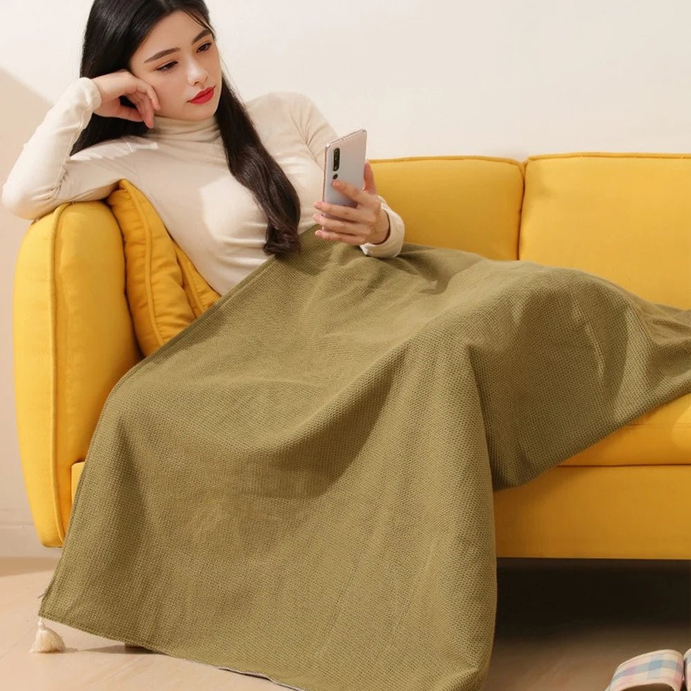 Wearable Electric Heating BlanketStay warm and comfortable wherever life takes you with this portable USB heated blanket shawl. Designed for ultimate versatility, it features three adjustable heatinWearable Electric Heating BlanketPanystore.euWearable Electric Heating BlanketPanystore.eu