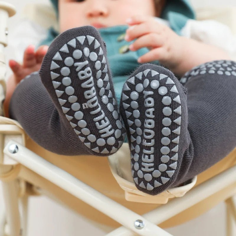 Baby Knee Non-Slip Floor SocksKeep your little one safe and comfortable as they explore with these Baby Knee Non-Slip Floor Socks. Designed with non-slip grips, these socks provide extra tractionBaby Knee Non-Slip Floor SocksMy StoreBaby socksPanystore.eu